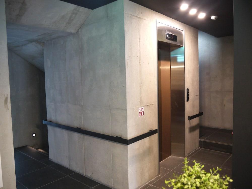 Hostel Cleo Seoul Hongdae 外观 照片